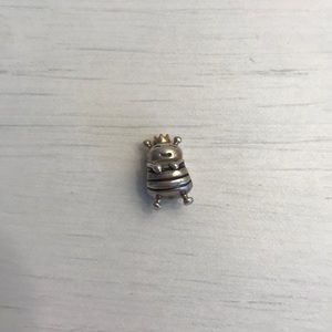 Pandora queen bee charm